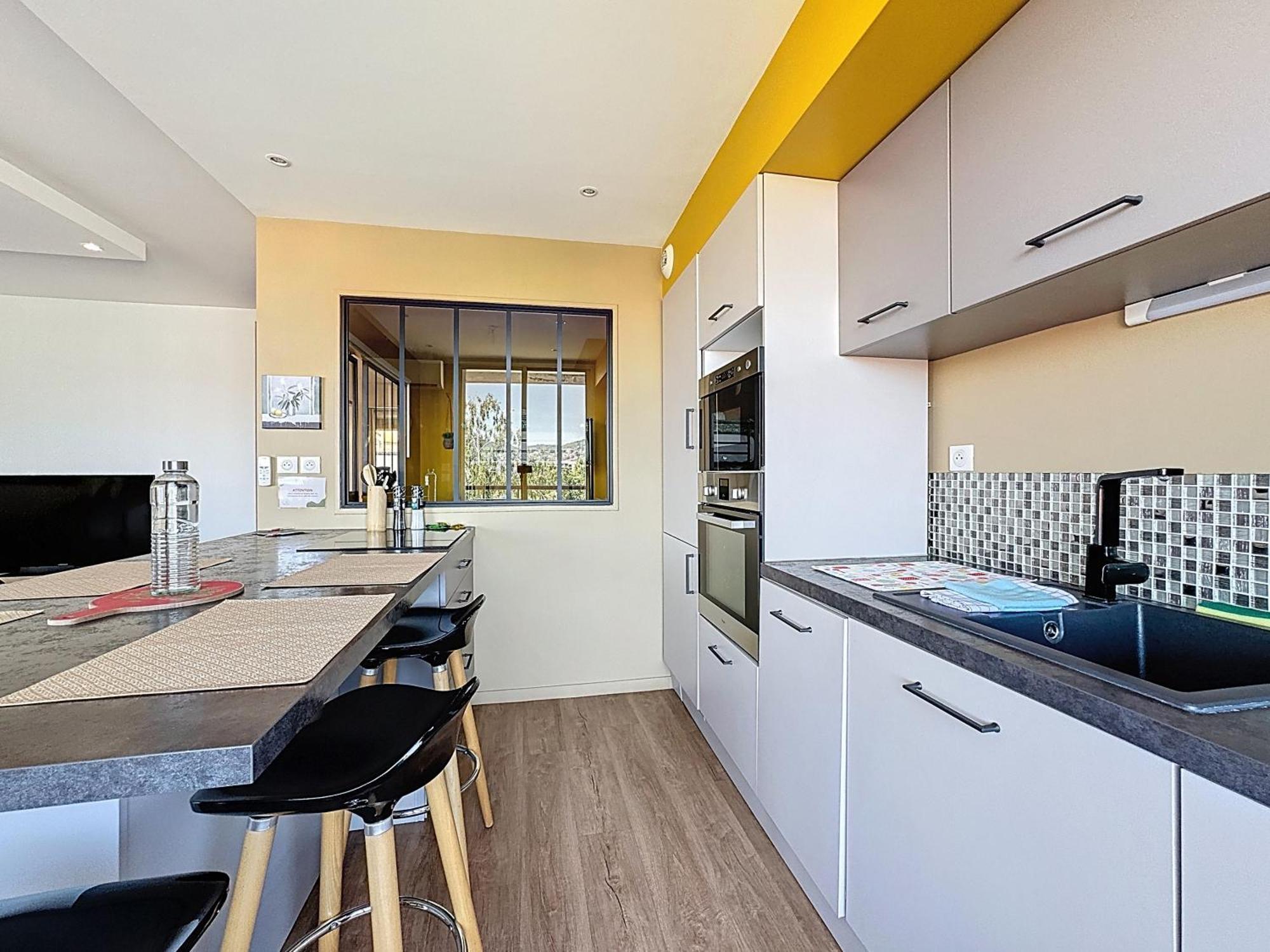 Vue , Clim , Garage Privé 6 Pers Clf-fd Fontgieve Appartement